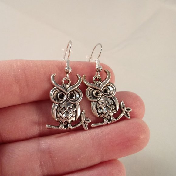 Silver Owl Branch Dangle Earrings Hypoallergenic Party Gift - Picture 3 of 3
